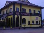 Irland in der Welt: Ryans Pub in Accra